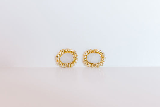 Scribble Stud - White