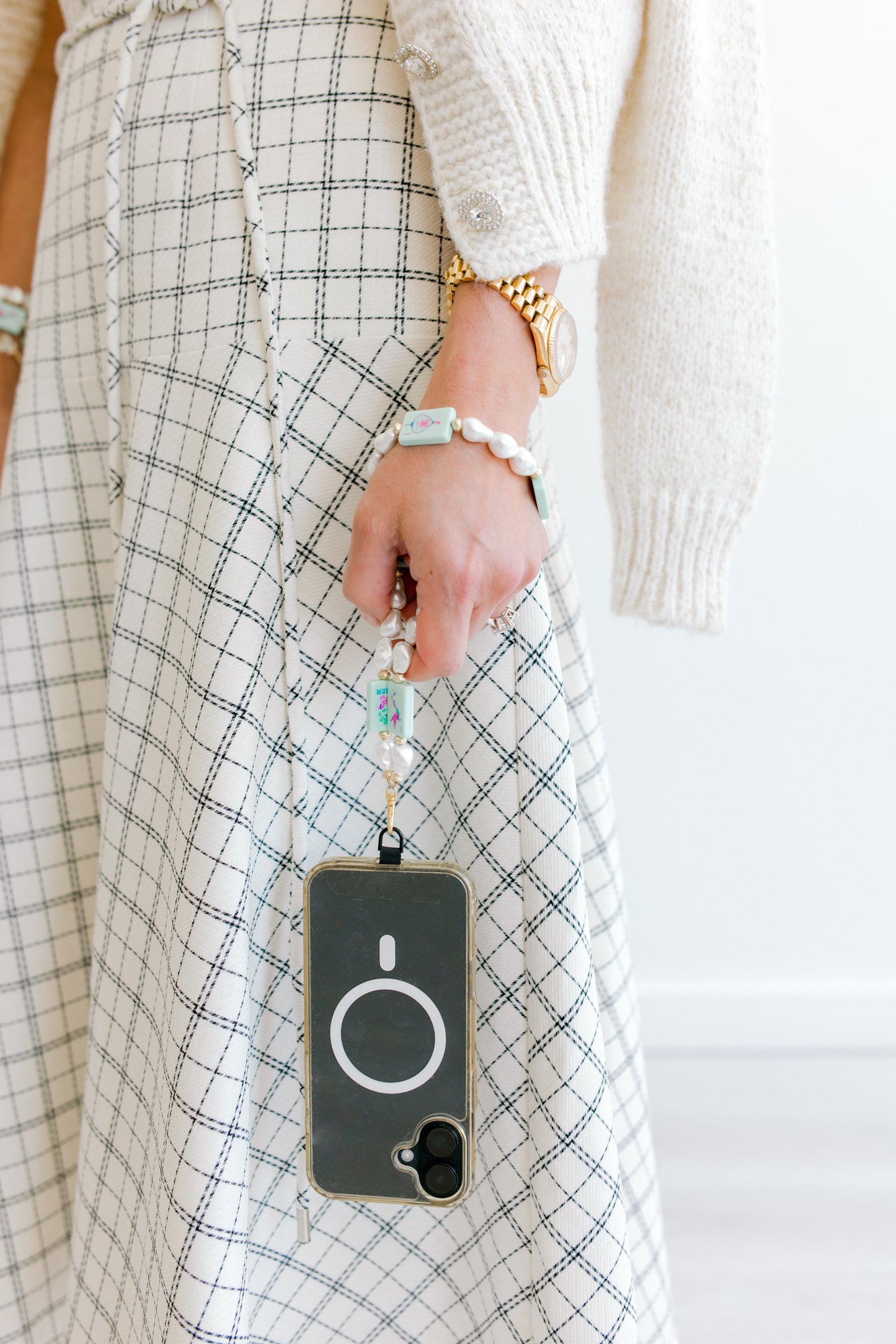 Oh My Wristlet - Pearl & Mint